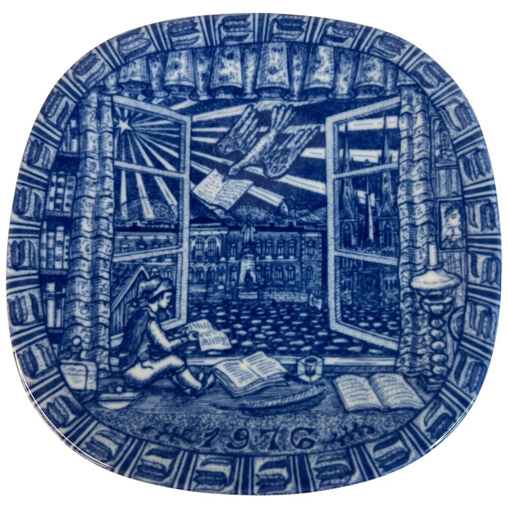 1976 Julen Rorstrand Christmas Plate Boy Reading Book Made in Sweden Cobalt Blue